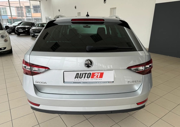 Skoda Superb cena 89900 przebieg: 112896, rok produkcji 2019 z Tykocin małe 667